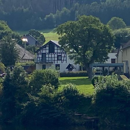 Exklusive, Kernsanierte Ferienwohnung Am Rursee Simmerath Luaran gambar